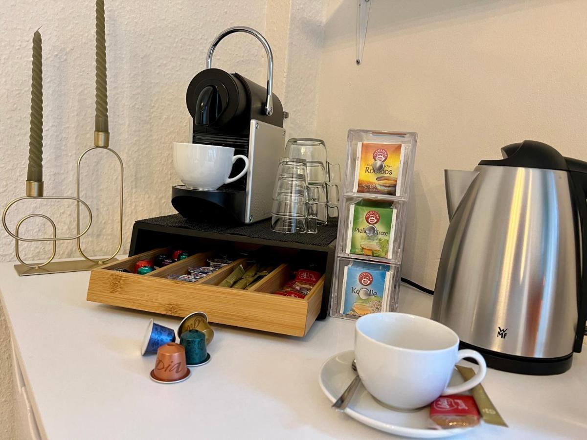 Design Apartment Mit Balkon - Kueche - Netflix Essen Buitenkant foto