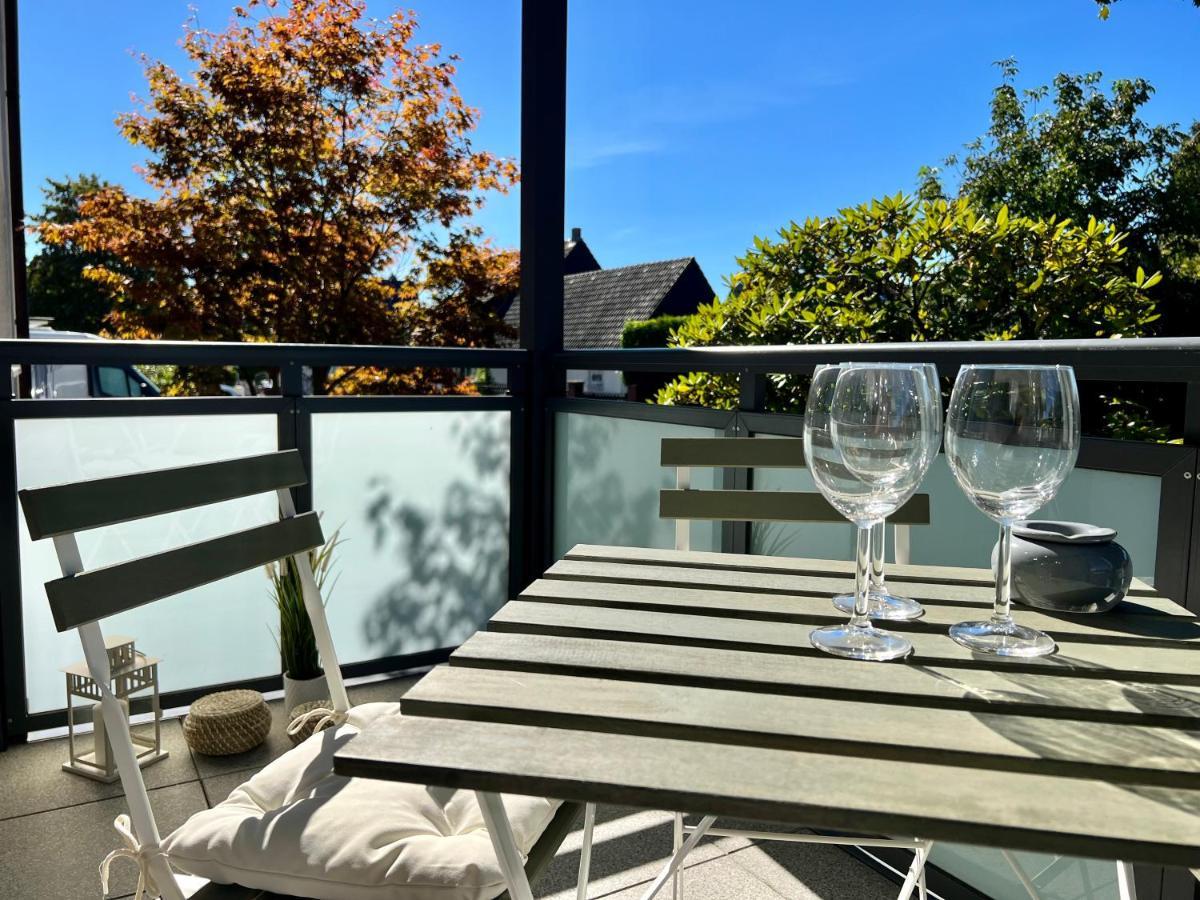 Design Apartment Mit Balkon - Kueche - Netflix Essen Buitenkant foto